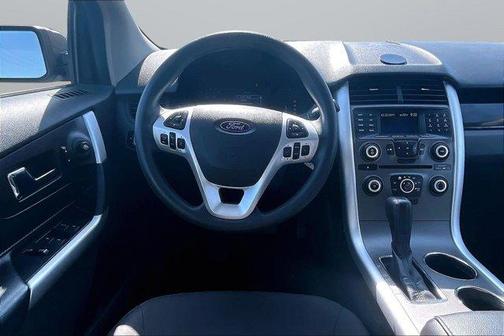 Ingot Silver Metallic 2011 Ford Edge SE