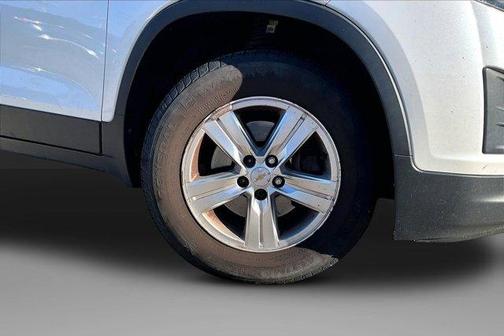 White Pearl Tri-Coat 2015 Chevrolet Trax LT
