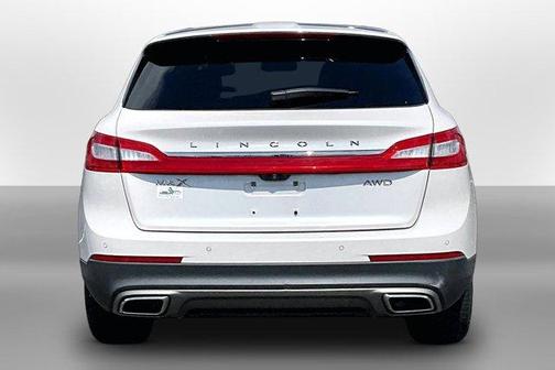 White 2018 Lincoln MKX Reserve