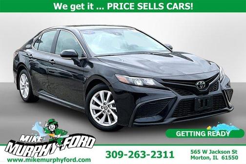 Black 2024 Toyota Camry
