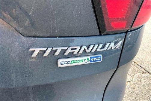 Sea Green 2019 Ford Escape Titanium