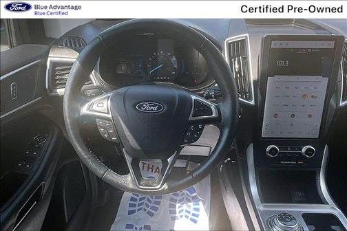 Blue Metallic 2024 Ford Edge SEL