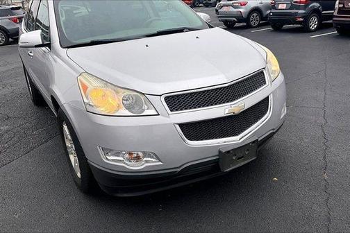 2011 Chevrolet Traverse LT