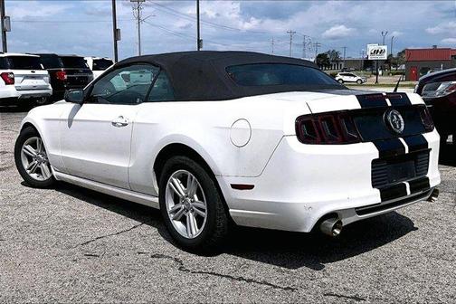 2013 Ford Mustang V6