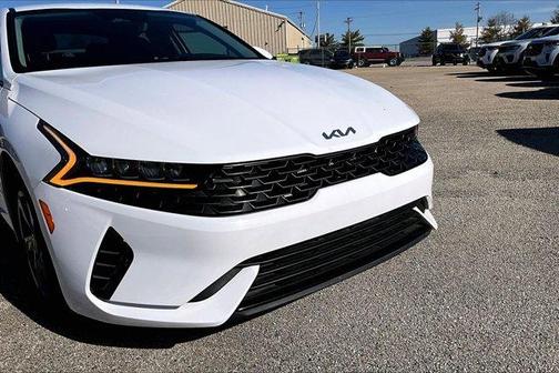 2023 Kia K5 LXS