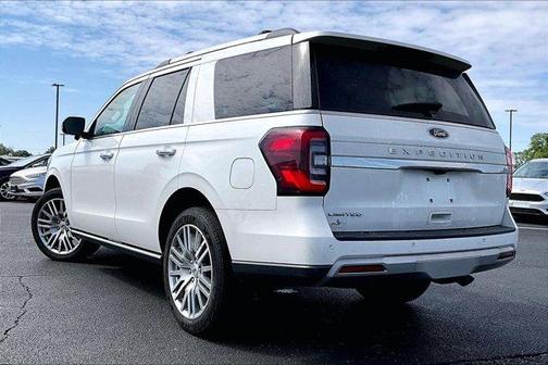 White Metallic 2024 Ford Expedition Limited