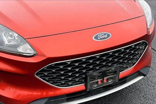 Sedona Orange Metallic 2020 Ford Escape SE