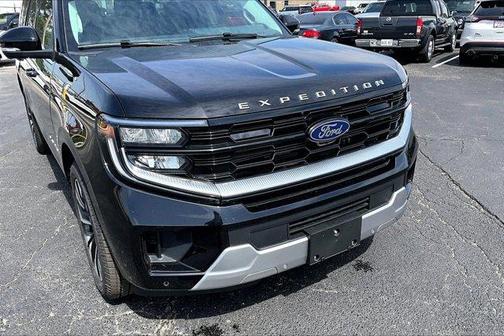 Black Metallic 2026 Ford Expedition Max Platinum