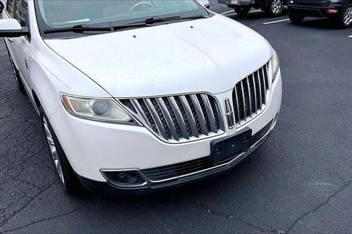 2011 Lincoln MKX Base