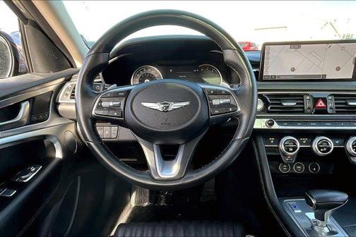 2022 Genesis G70 2.0T
