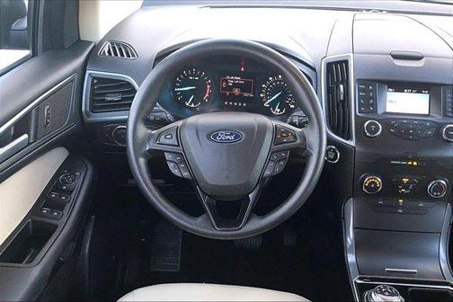 2019 Ford Edge SE