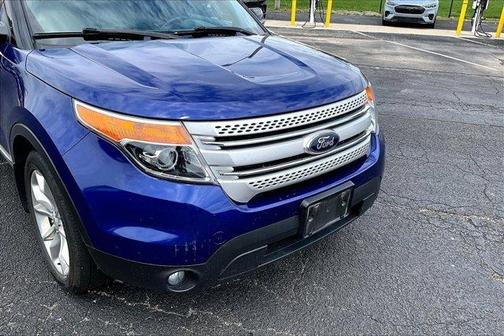 Blue Metallic 2014 Ford Explorer XLT
