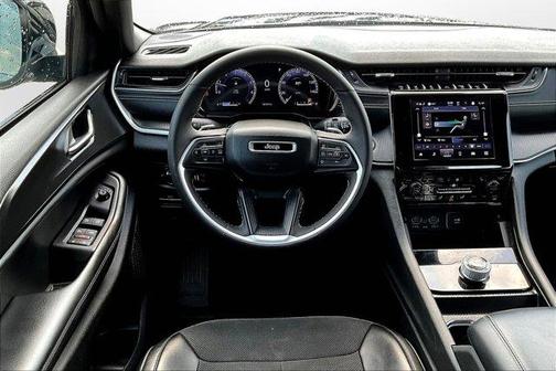 2024 Jeep Grand Cherokee L Laredo