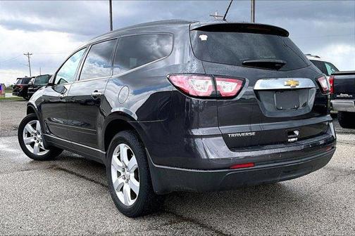 Tungsten Metallic 2017 Chevrolet Traverse 1LT