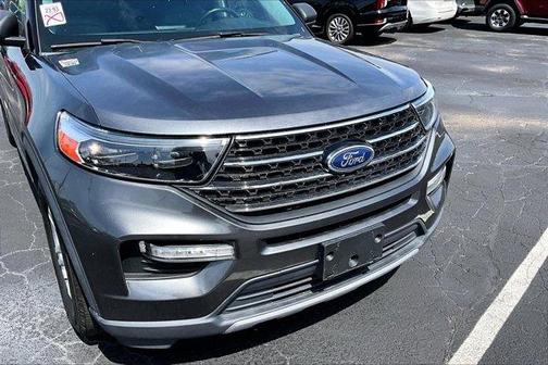Magnetic 2020 Ford Explorer XLT