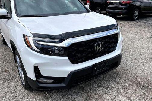 White 2024 Honda Passport EX-L