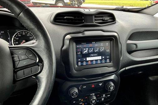 2019 Jeep Renegade Altitude