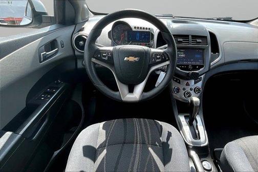 Summit White 2016 Chevrolet Sonic LT