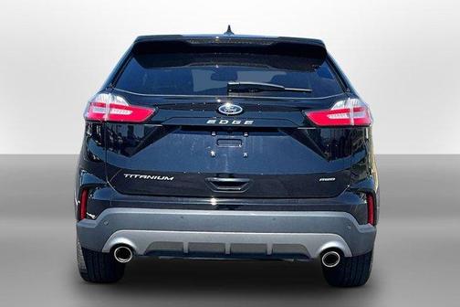 Black Metallic 2024 Ford Edge Titanium