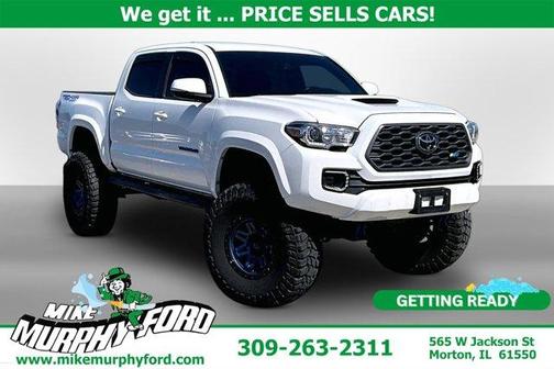 White 2022 Toyota Tacoma TRD Sport