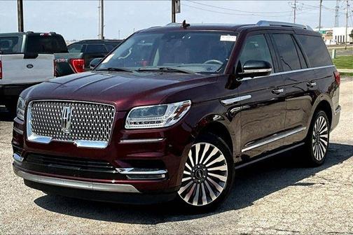 Burgundy 2018 Lincoln Navigator Reserve