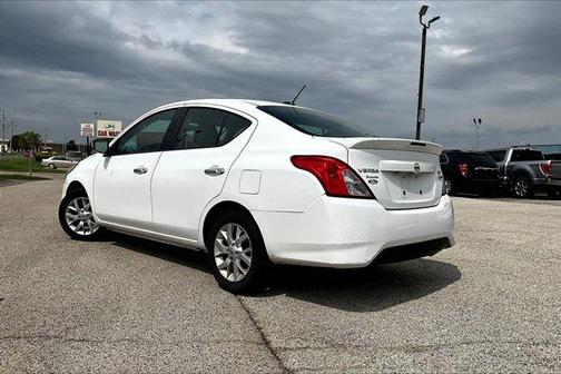 2018 Nissan Versa 1.6 SV