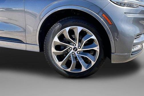 Gray 2021 Lincoln Aviator Grand Touring AWD