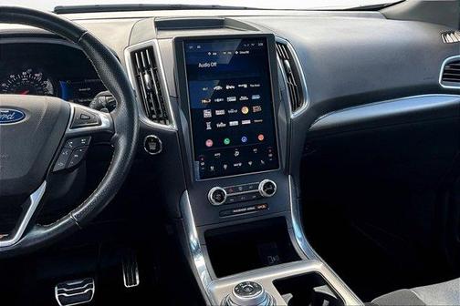 2022 Ford Edge ST