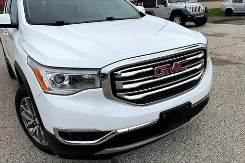 Summit White 2019 GMC Acadia SLE-2