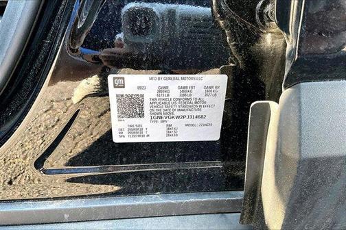 Mosaic Black Metallic 2023 Chevrolet Traverse LT Cloth