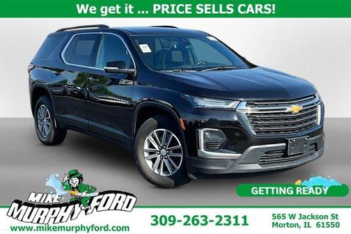 Mosaic Black Metallic 2023 Chevrolet Traverse LT Cloth