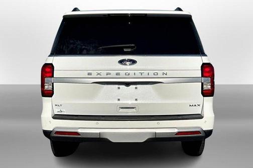 2022 Ford Expedition Max XLT