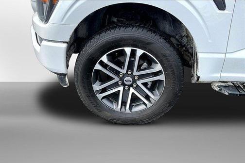 Oxford White 2023 Ford F-150 XL