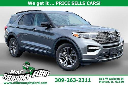 Carbonized Gray Metallic 2023 Ford Explorer XLT
