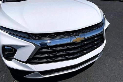 Summit White 2024 Chevrolet Blazer LT