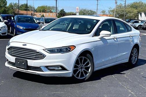 Oxford White 2017 Ford Fusion SE