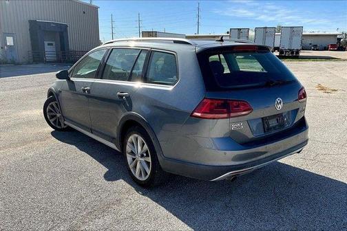 2017 Volkswagen Golf Alltrack TSI SE