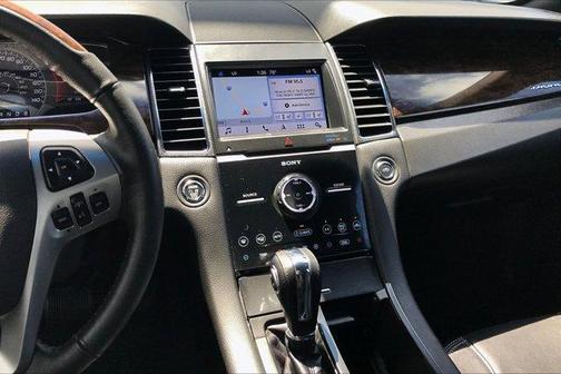 2018 Ford Taurus Limited