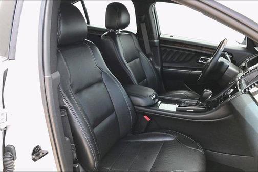 2018 Ford Taurus Limited
