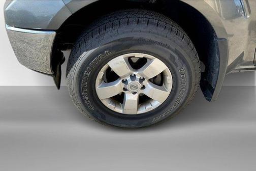 2009 Nissan Frontier SE Crew Cab