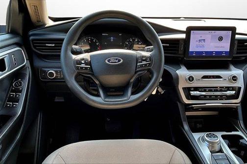 2021 Ford Explorer Base