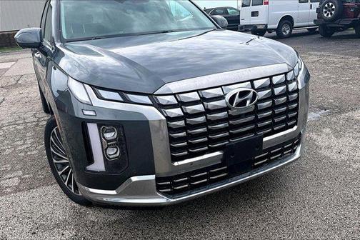 Steel / Graphite 2023 Hyundai PALISADE Calligraphy