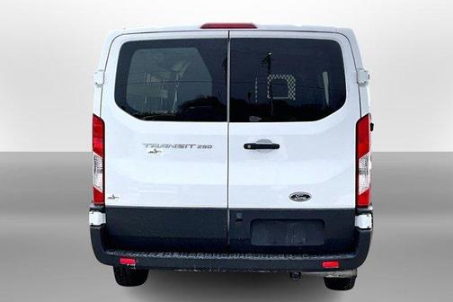 2024 Ford Transit-250 