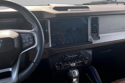 Cactus 2022 Ford Bronco 4WDOUTER BANKS