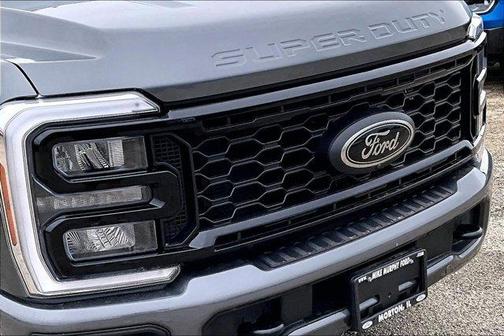 Gray Metallic 2025 Ford F-250 4WDLARIAT