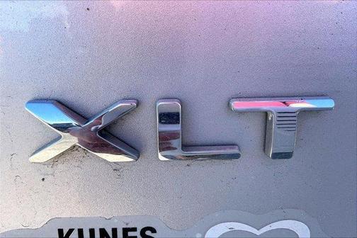 Ingot Silver 2018 Ford Explorer XLT
