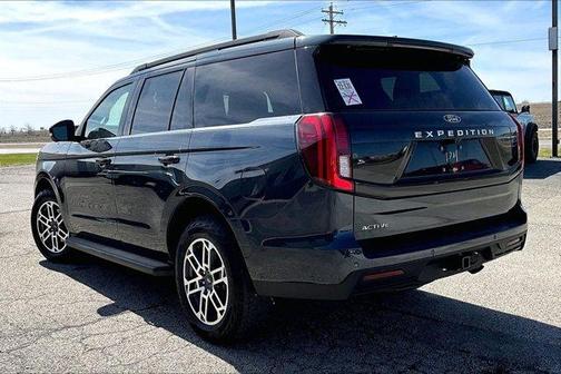 Blue Metallic 2025 Ford Expedition Active