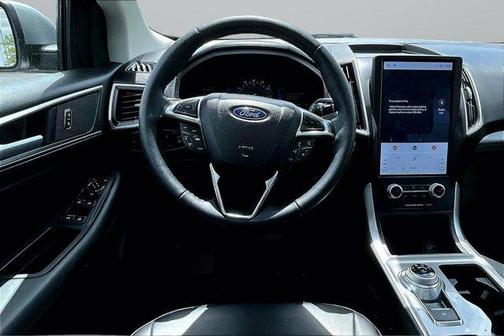 Silver Metallic 2024 Ford Edge SEL