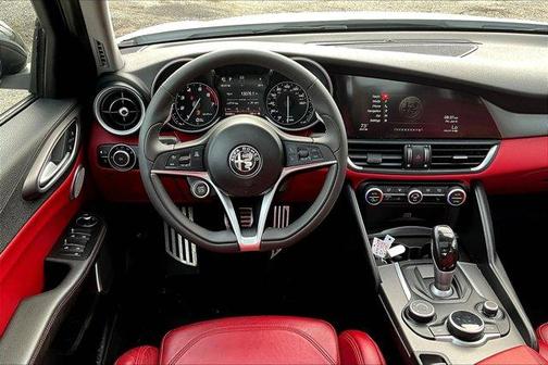 2019 Alfa Romeo Giulia Ti