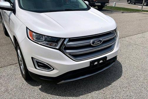 White Platinum Clearcoat Metallic 2016 Ford Edge Titanium
